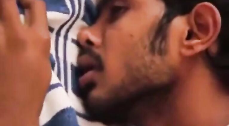 Tamil girl has fun with her boyfriend sunny Leone