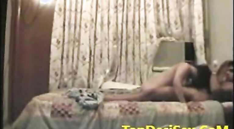 Tamil Bengali couple hotel sex leaked by boyfriend Part1