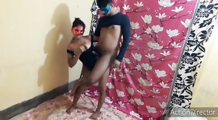 Romela Bhabhi fucke while lifting her boyfriend 2020
