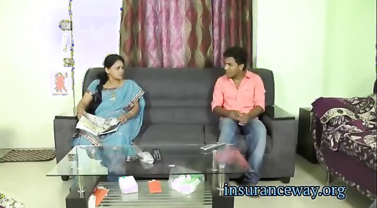 Tamil Desi Mom Aunty Arti Enjoying - Free Live Sex - tinyurl.com/ass1979