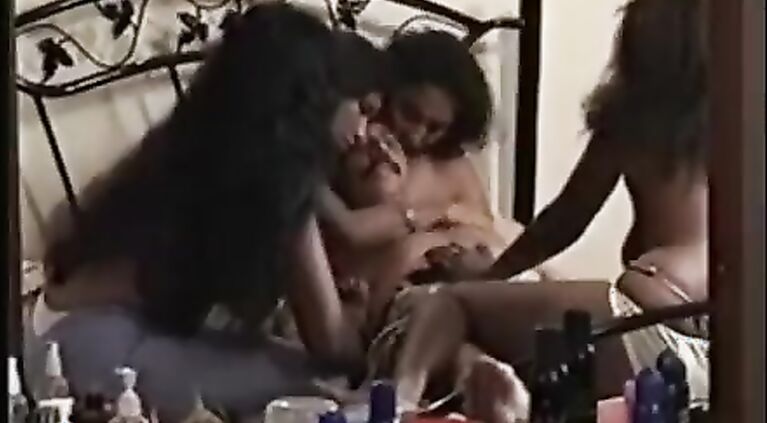 Desi guy fuck 5 Desi girls, contact me to share your milf or aunties, I am always available at rupiiikumar@gmail.com
