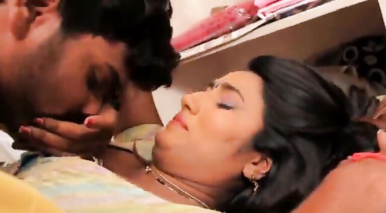 swathi naidu sexy romance