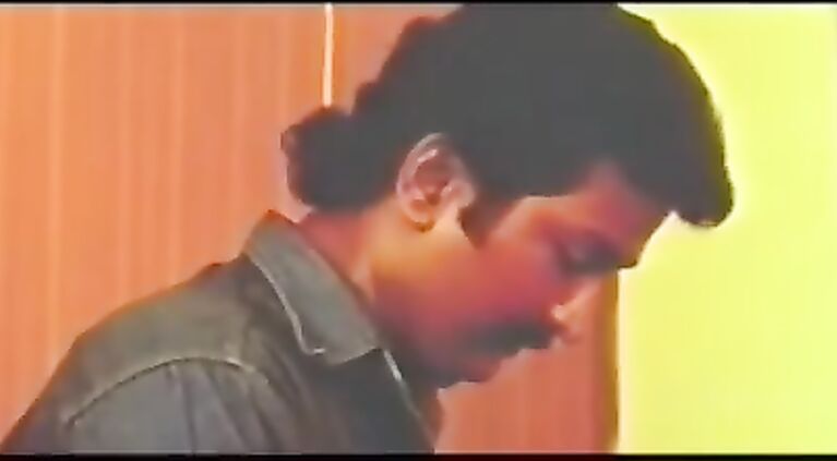 Malayalam actress Reshma cute lip lock and sex with boy