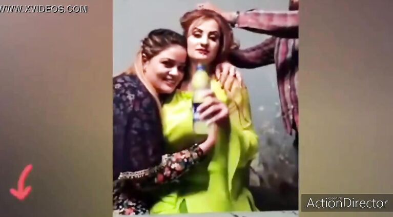 Pakistani Huge Boobs