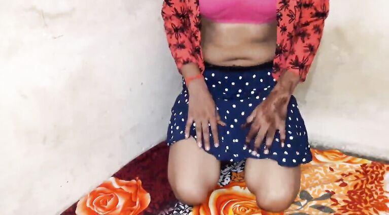 क्लास की दोस्त के रूम पर ही क्लास