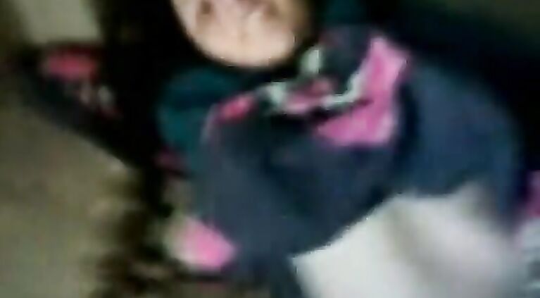 Tamil muslim girl fucking her bf