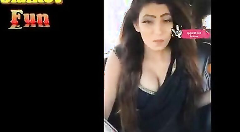 New Year Celebration by Pakistani Actress Drinking,Dancing and Music in Car Pl