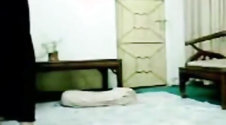 Fuck on the floor on a white bedspread2