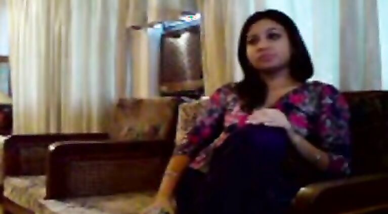 Horny Nymphos Paki Couple Fuking on Sofa 18 Mins wid Audio & Loud Moans =Tamil Squad=
