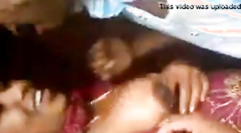 indian aunty boobs