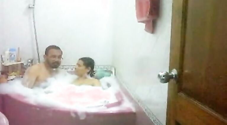 indian aunty bath tub