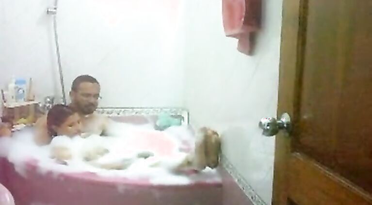 indian aunty bath tub