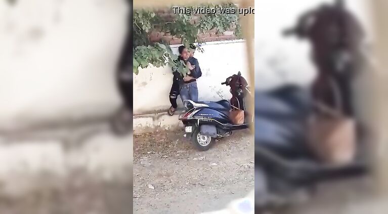 TAMIL GIRL SEX MMS ON ROAD KHET ME