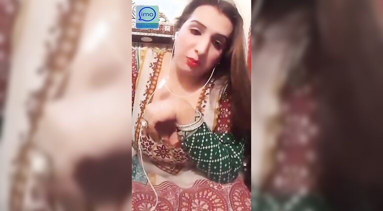 cute pak aunty vid chat
