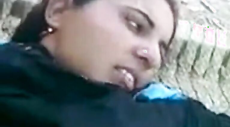 Paki village Aunty invited her hubby friend and enjoying video2porn2