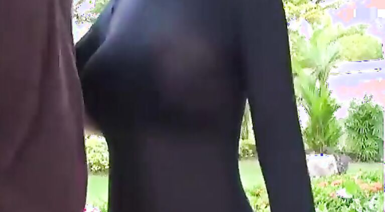 Pakistani Bhabhi Out Door Sex Clip