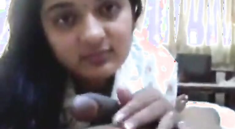 Indian girl sucking boyfriend dick