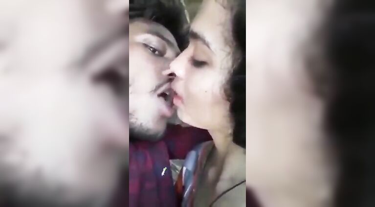 Sexy girlfriend kaa cute kiss with bf