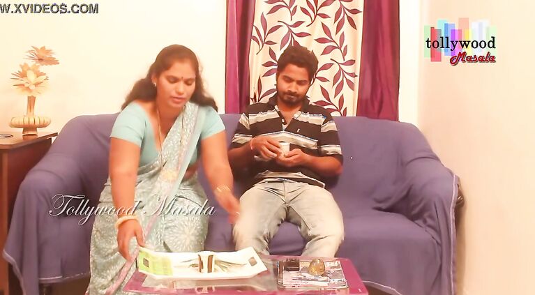 Beautiful indian masala aunty seduced by a young boy