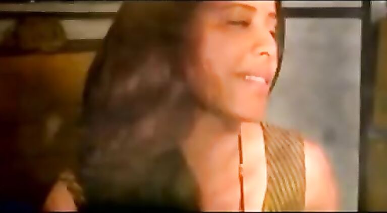Aunty seduce by younger single man
