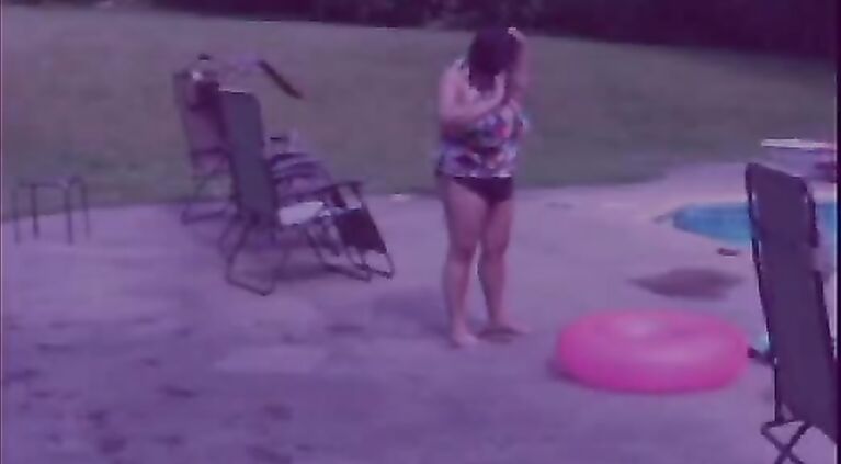 Me and My 47yr old Topheavy Desi Fuck Friend At The Pool
