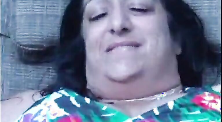 Me and My 47yr old Topheavy Desi Fuck Friend At The Pool