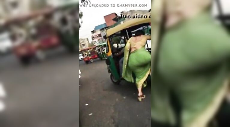 Desi Huge Butt In Saree
