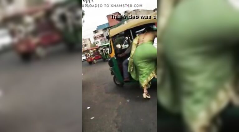 Desi Huge Butt In Saree