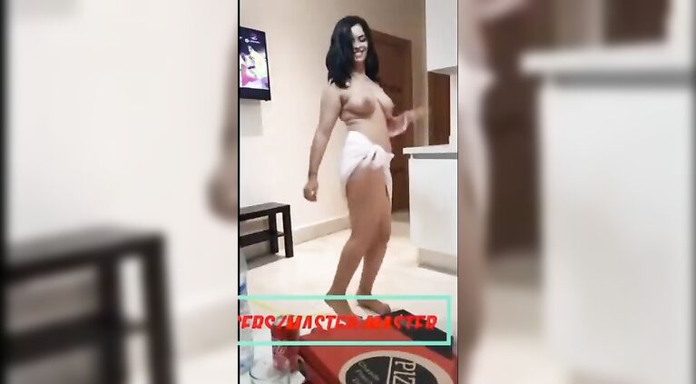 cute mallu prostitute dancing nude
