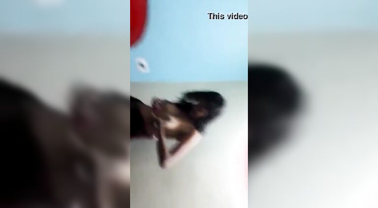 Beautiful Bhabi sex. 3gp
