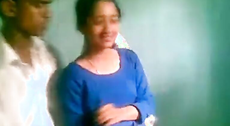 indian college students fucking inside Room