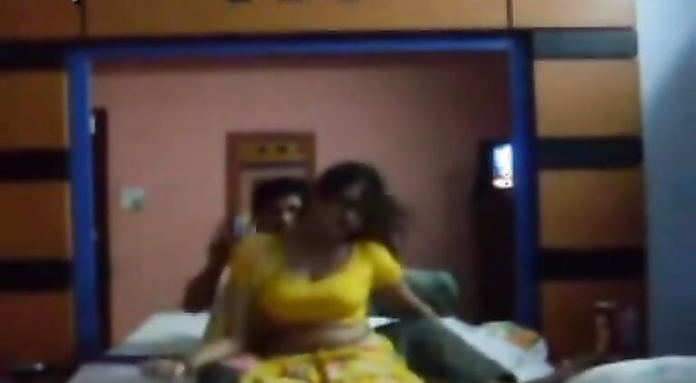 Cute gujarati bhabhi and husband honeymoon at hotel