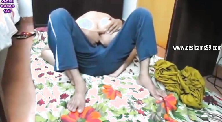 Tamil Bhabhi Very Hard Sex With BF Girlfriend Cam Sexy