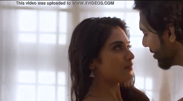 Indian actor indhuja cute romance completion