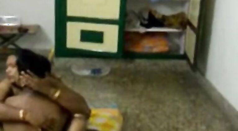 House Owner Aunty Fucked by neighbour recorded by his friend