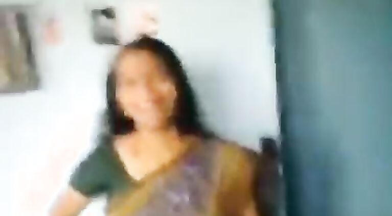 Desi aunty video2porn2