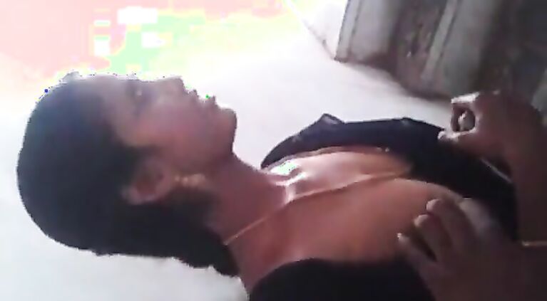 Desi Neighbor Aunty Boobs n vagina