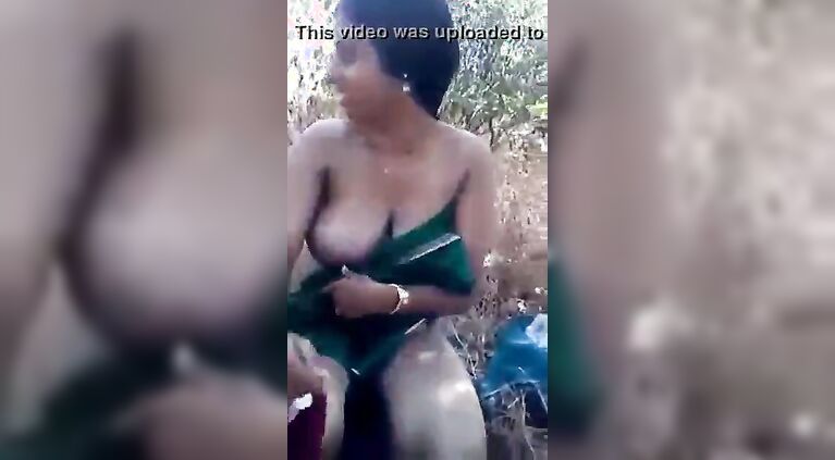 Tamil married aunty showing in forest