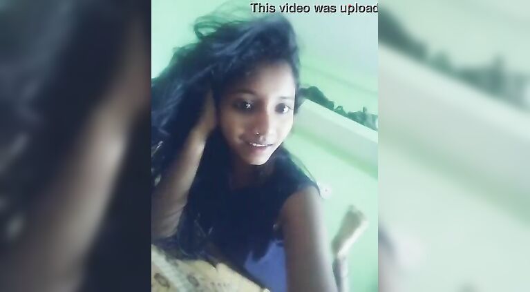 sing and show beautiful mallu girl