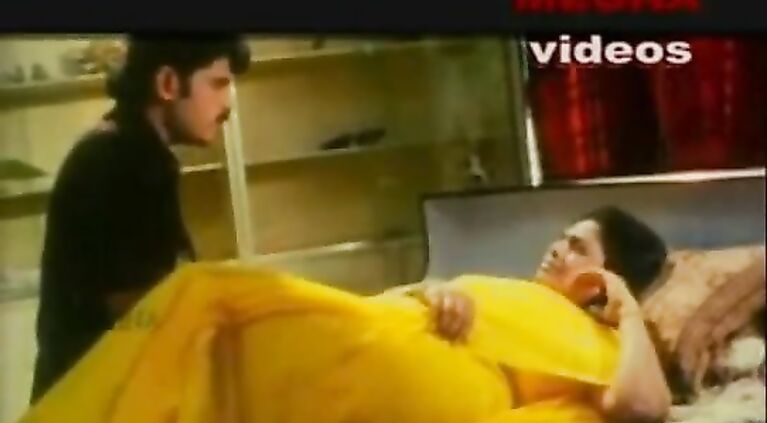 BEAUTIFUL!! Mallu Film ever...