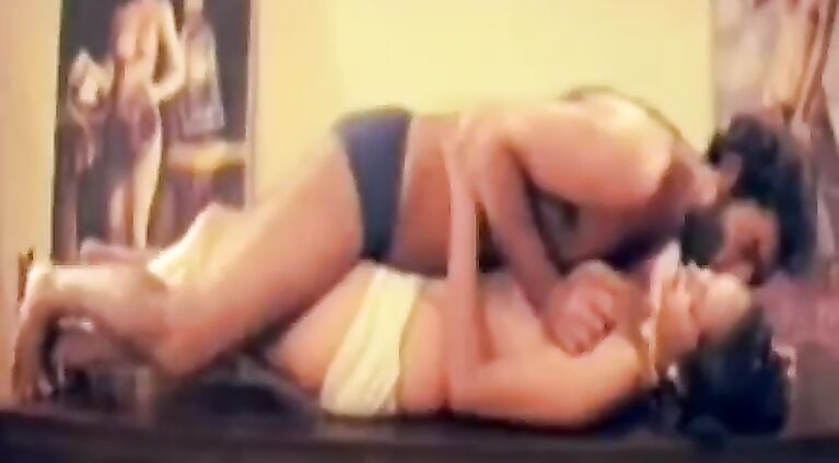Hot Indian Aunty