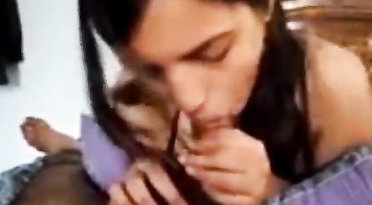 tamil tamil bhabhi sucking lund in hindi