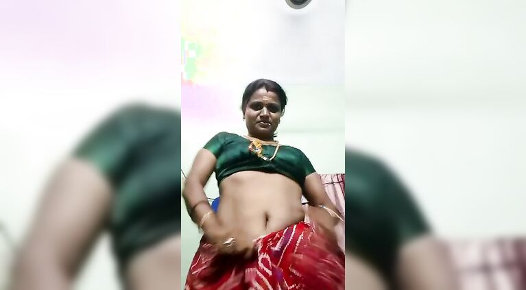 Desi aunty selfie for ex boyfriend