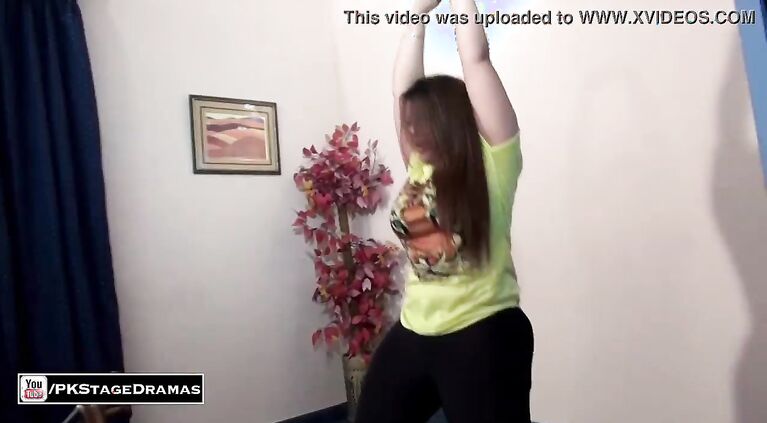 GHAZAL CHAUDHARY BEDROOM MUJRA 2016 - PAKISTANI MUJRA DANCE 2016