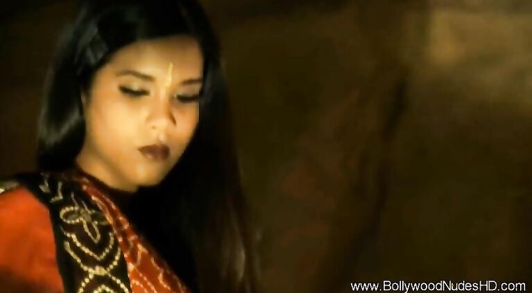 Babe From india Arouses The Senses