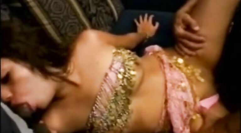 Tamil Pretty in a Triplet