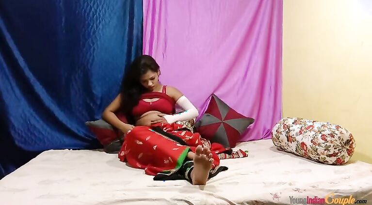 Horny Desi Girl Masturbating In Sari