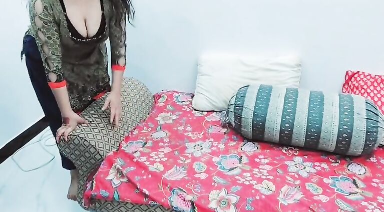 Pakistani Pressing Huge Boobs Milf For Milk Than Fucking Her In Butt Hole With Hindi Audio