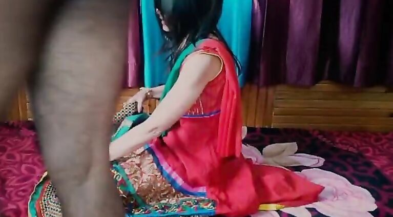 Innocent Desi Randi getting Orgasm missionary