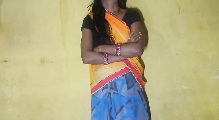 Pados vali bhabhi ko akeli Parker uske Ghar mein jaker jabardasti chouda dehati sex